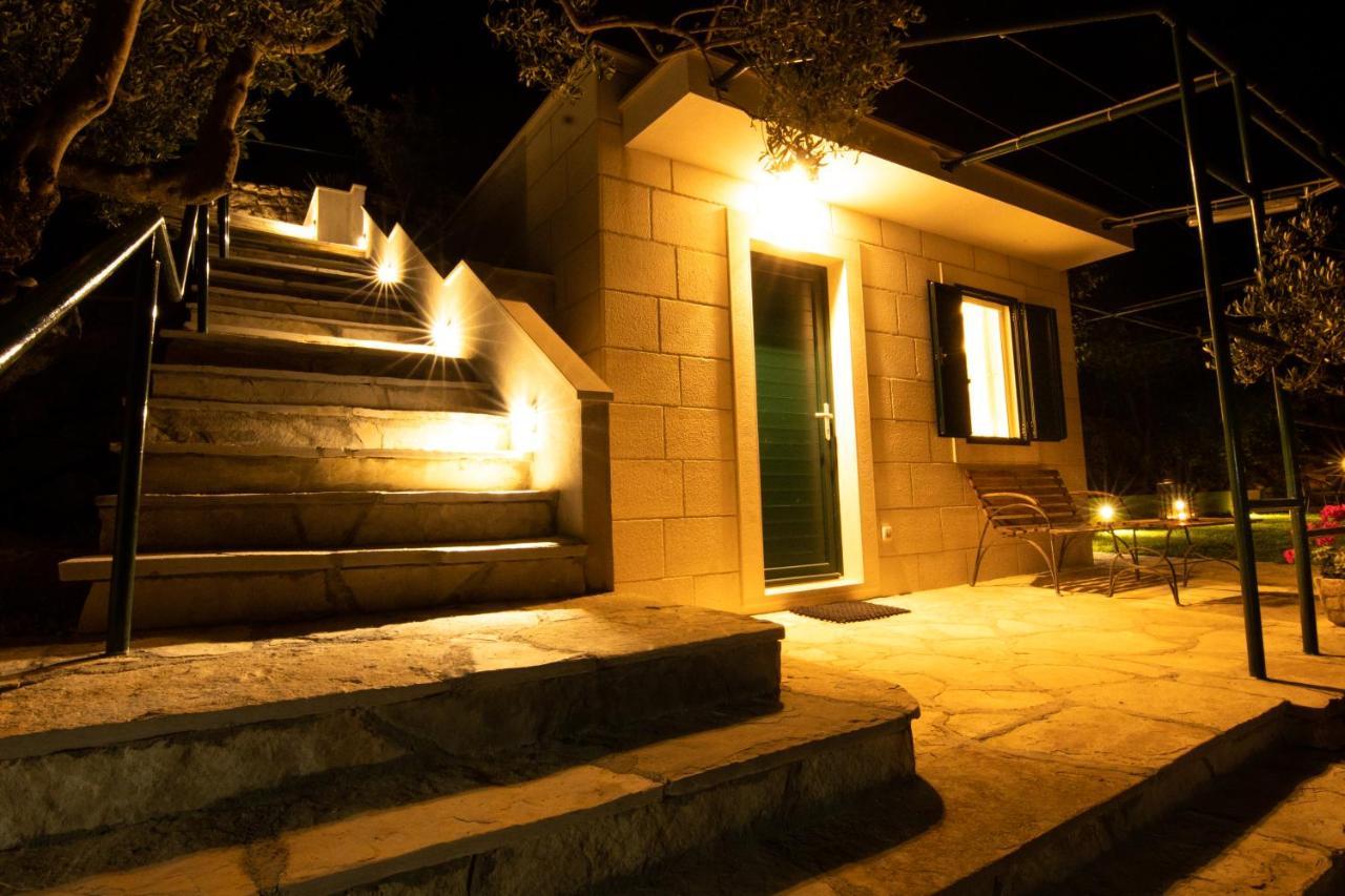 Villa Pelargonia Makarska Bagian luar foto