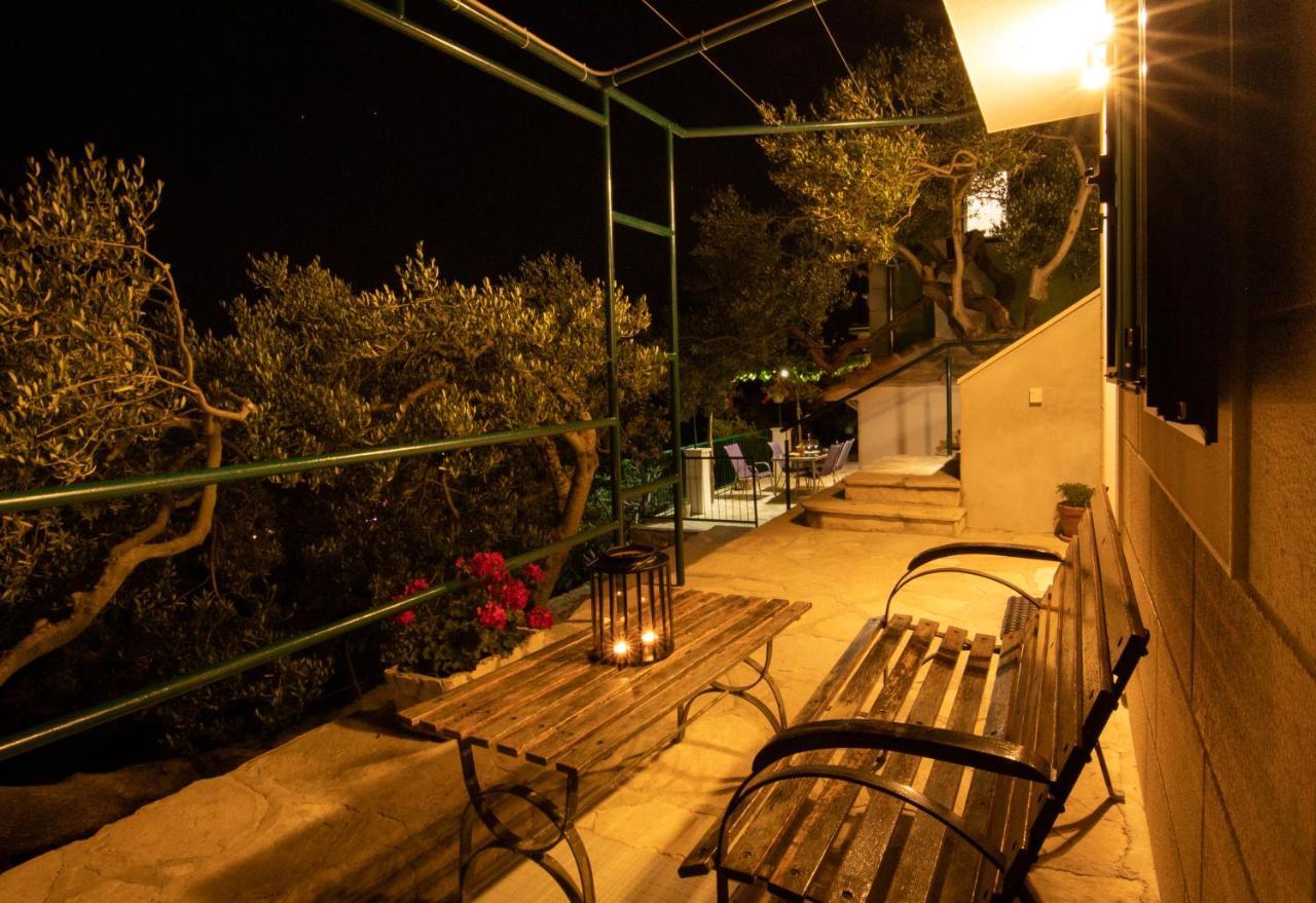 Villa Pelargonia Makarska Bagian luar foto